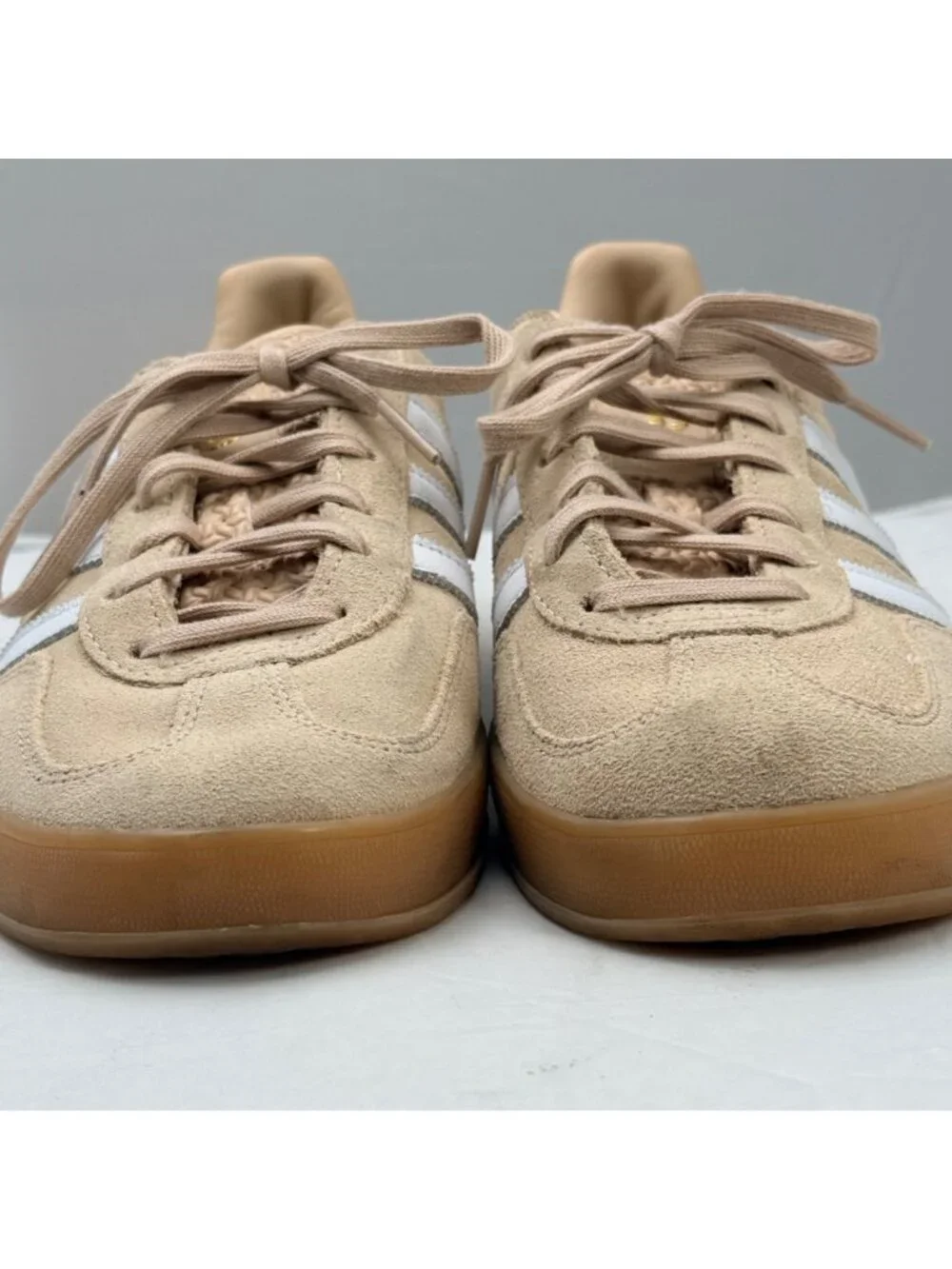 Adidas Gazelle Indoor Beige Suede Sneakers White Stripes Gum Sole Womens 8.5